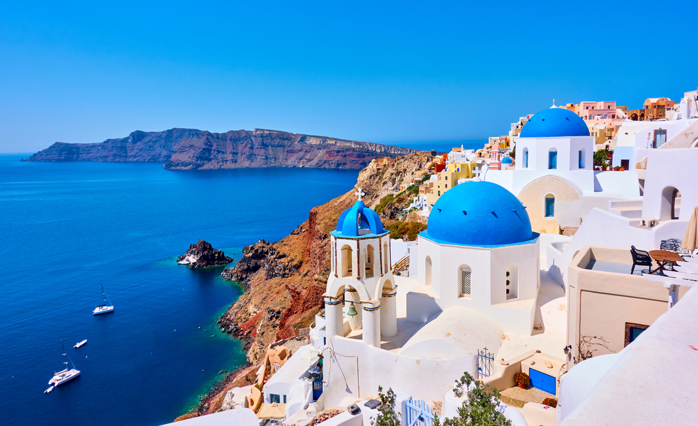 View,Of,Oia,Town,In,Santorini,Island,In,Greece,--